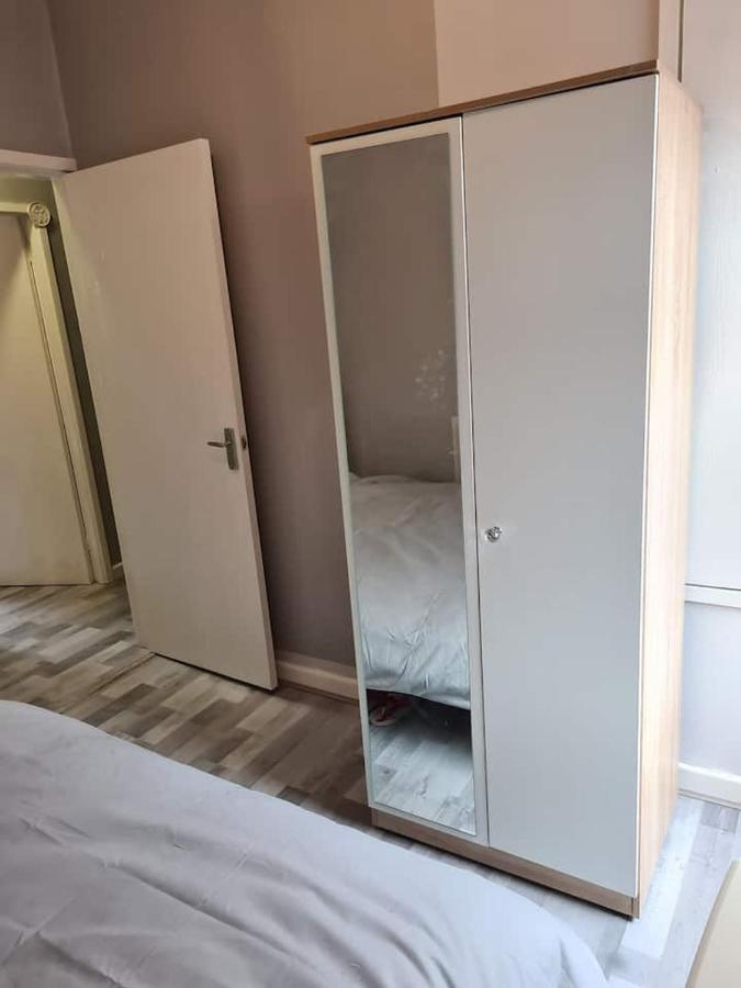 Next To Liverpool Stadium Apartment Ngoại thất bức ảnh